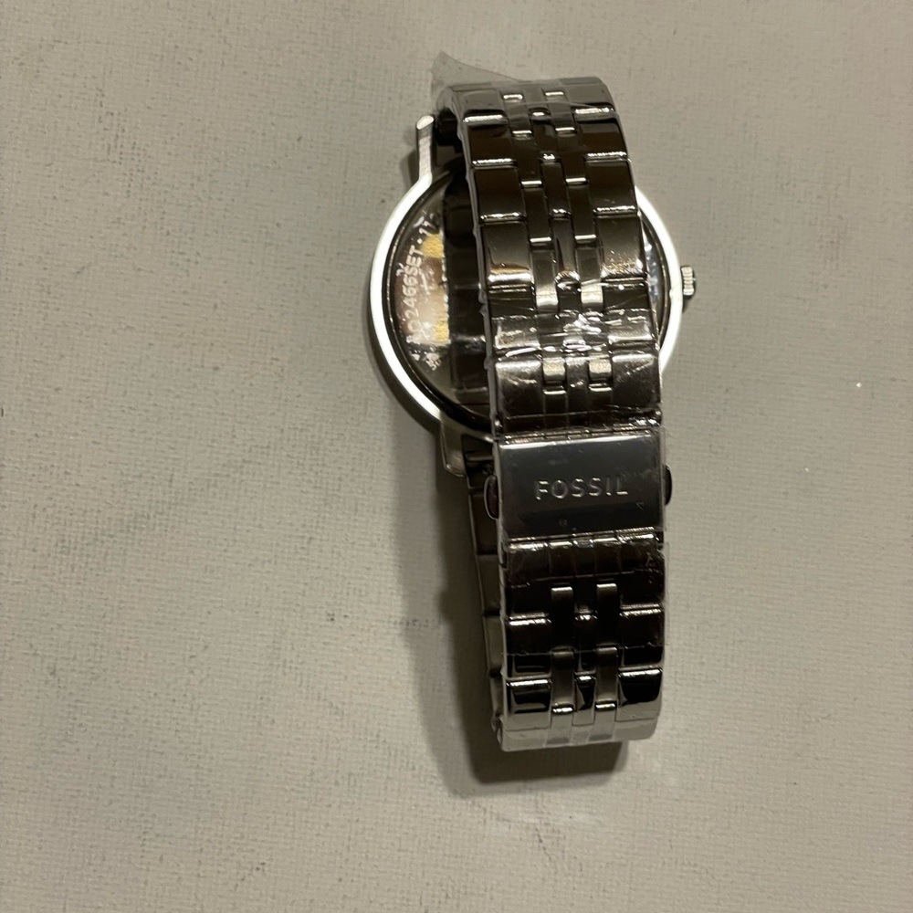 Fossil Watch - Picture 2 of 4